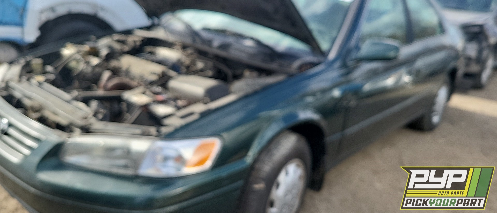 1999 TOYOTA CAMRY available for parts