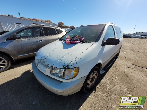1998 TOYOTA SIENNA available for parts