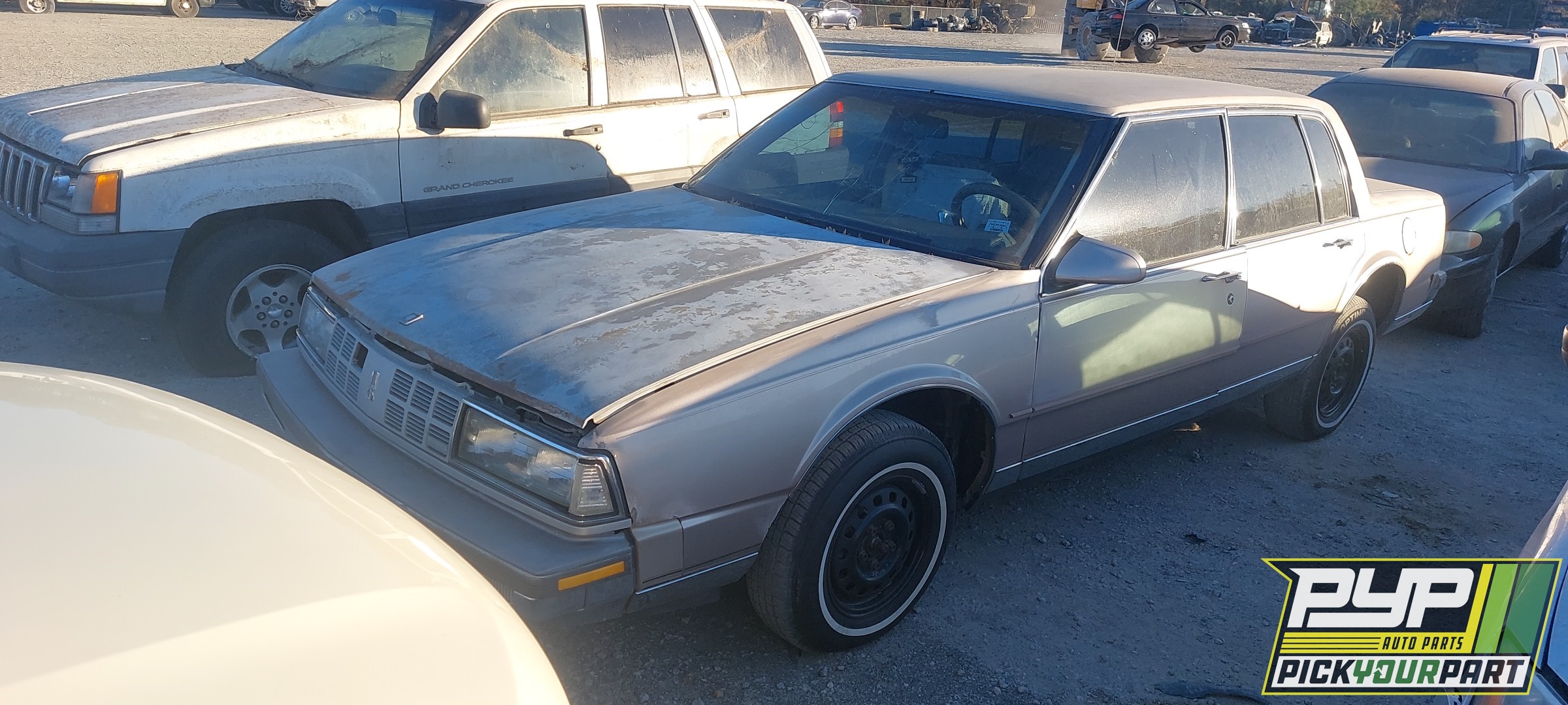 1990 OLDSMOBILE 98 available for parts