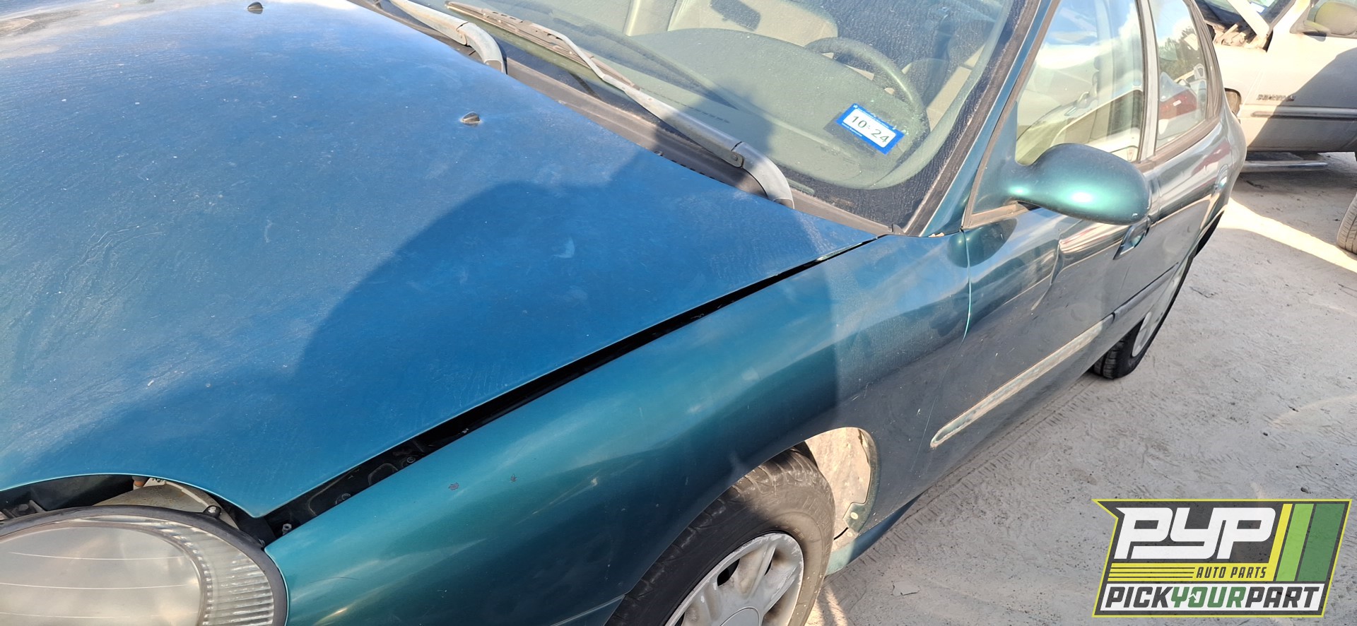 1998 FORD TAURUS available for parts