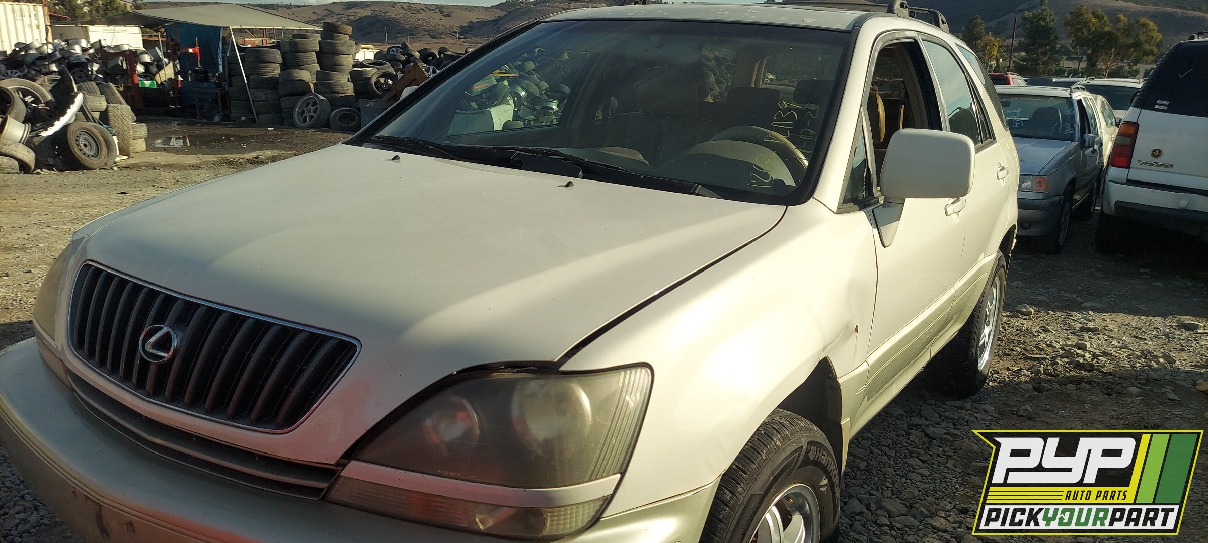 1999 LEXUS RX300 partes disponibles