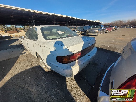 1994 TOYOTA CAMRY partes disponibles