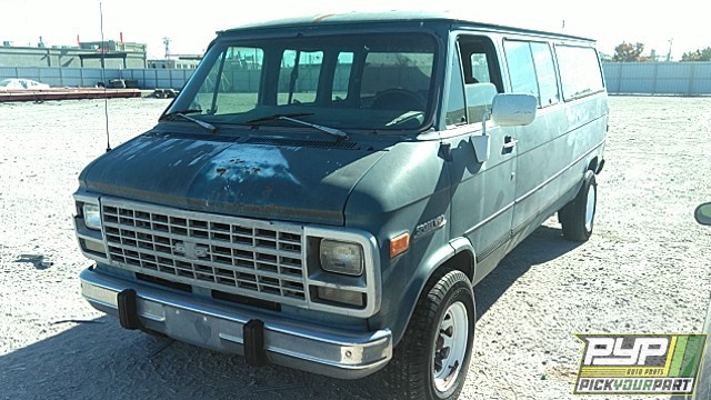 1993 CHEVROLET G30 partes disponibles