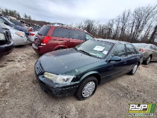 1998 TOYOTA CAMRY partes disponibles