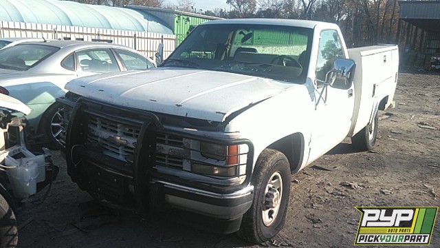 1998 CHEVROLET C2500 available for parts