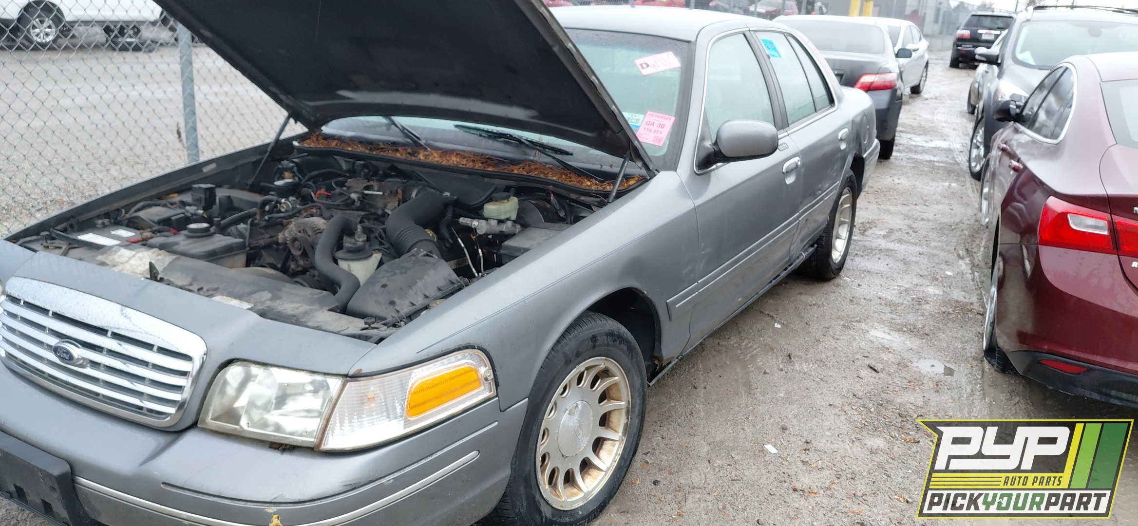 1999 FORD CROWN VICTORIA available for parts