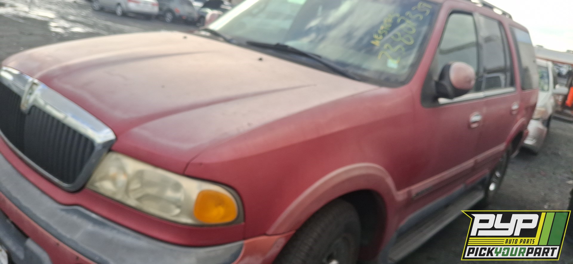 1998 LINCOLN NAVIGATOR available for parts