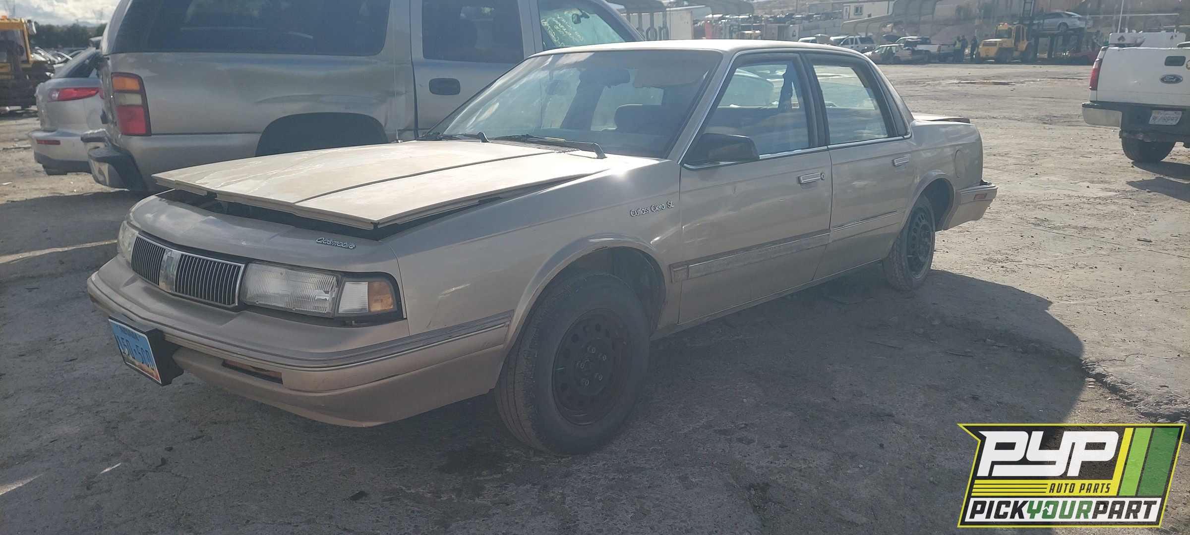 1995 OLDSMOBILE CUTLASS CIERA available for parts