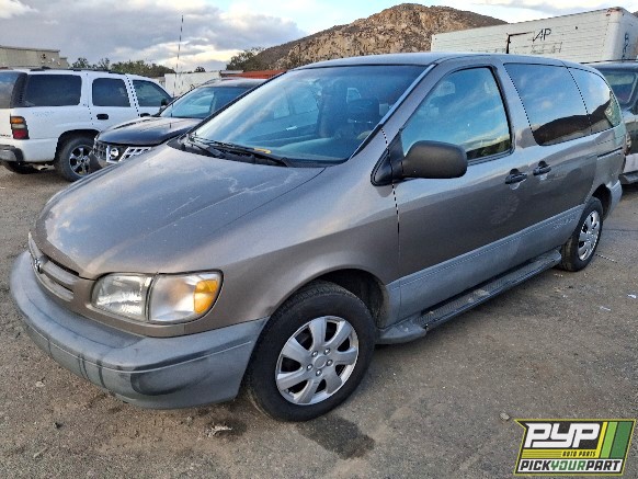 1999 TOYOTA SIENNA available for parts