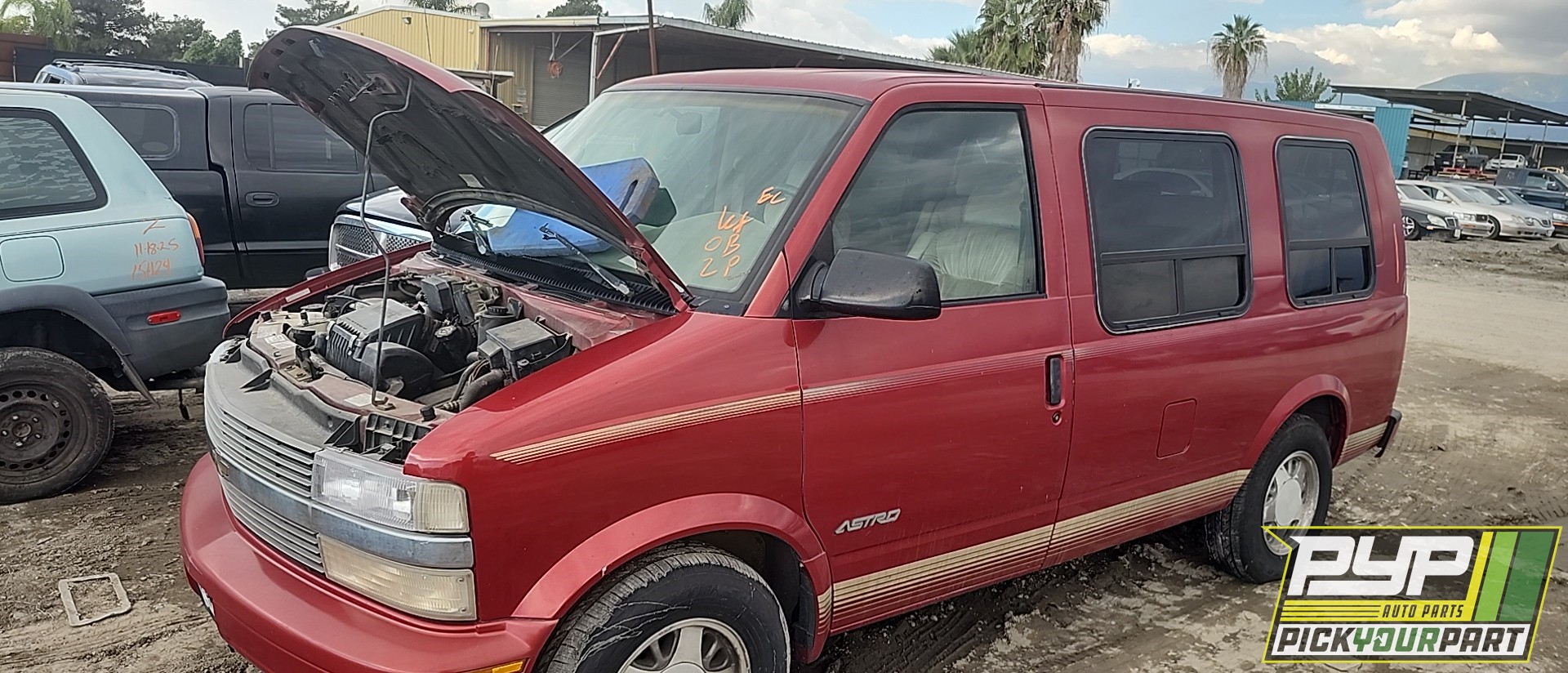 1997 CHEVROLET ASTRO available for parts