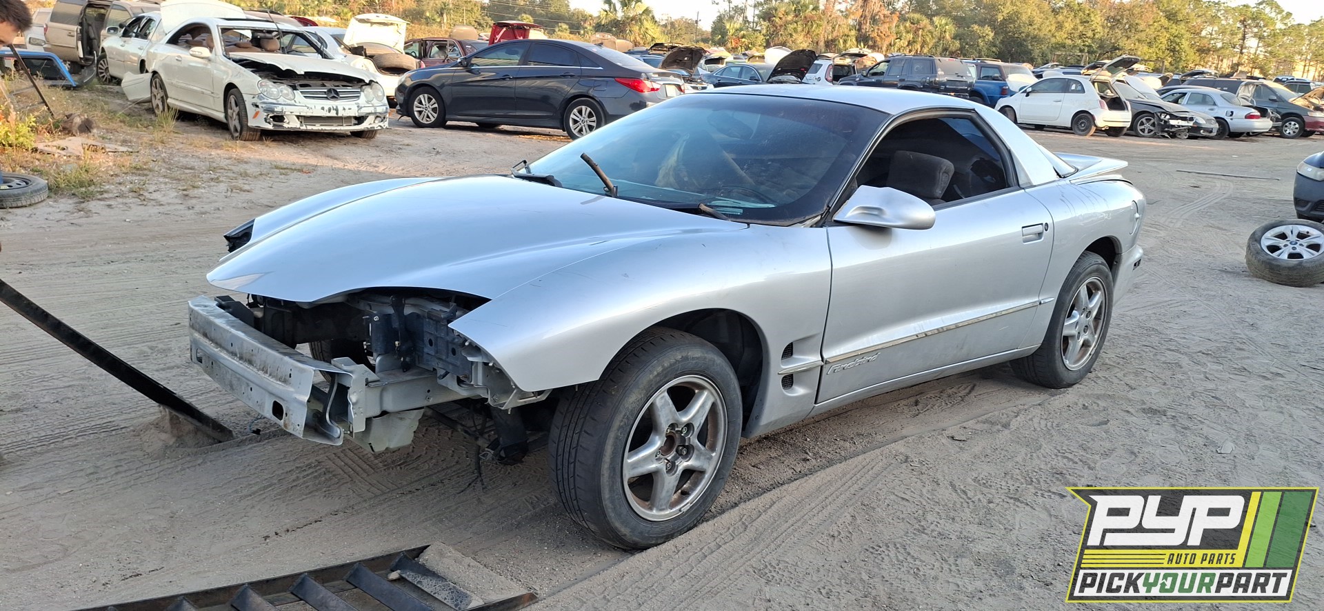 1999 PONTIAC FIREBIRD available for parts