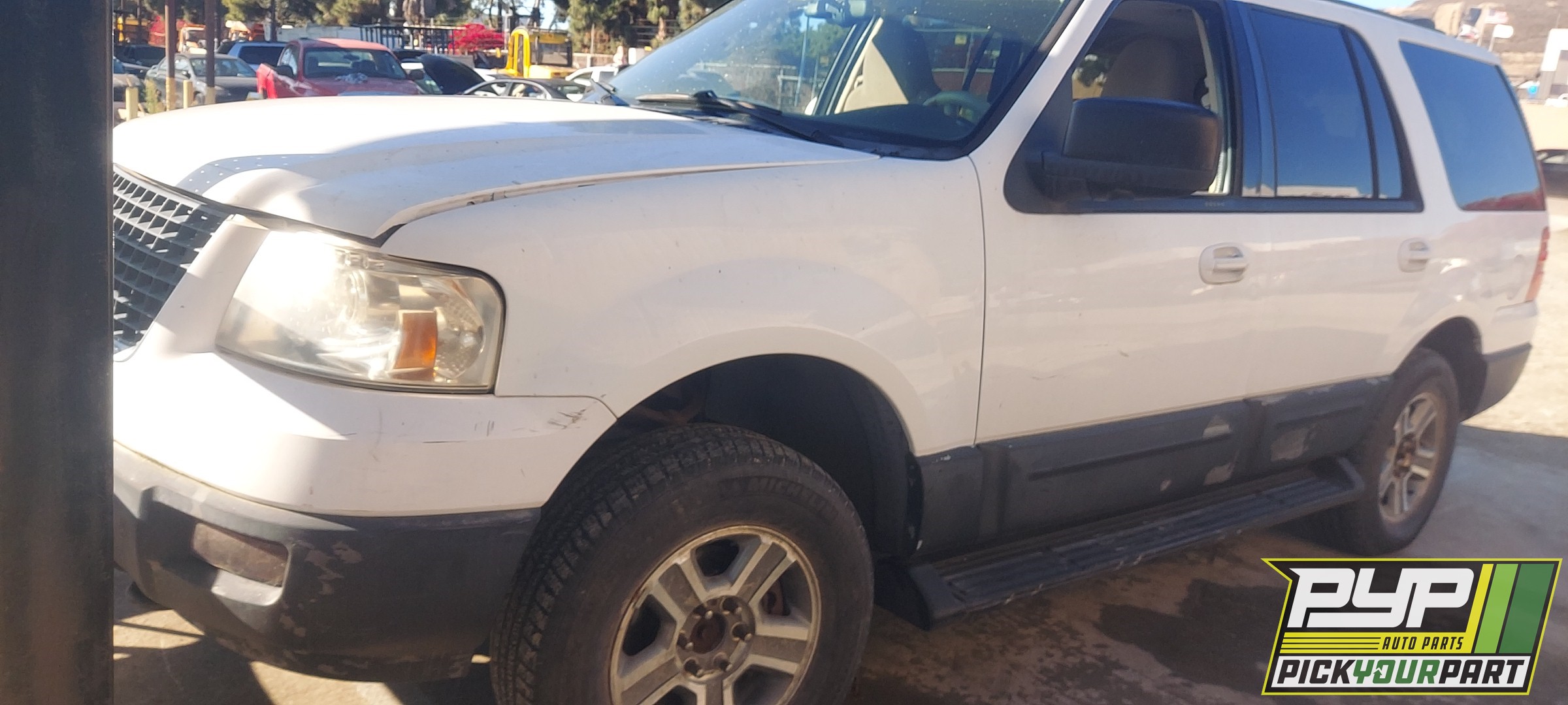 2004 FORD EXPEDITION available for parts