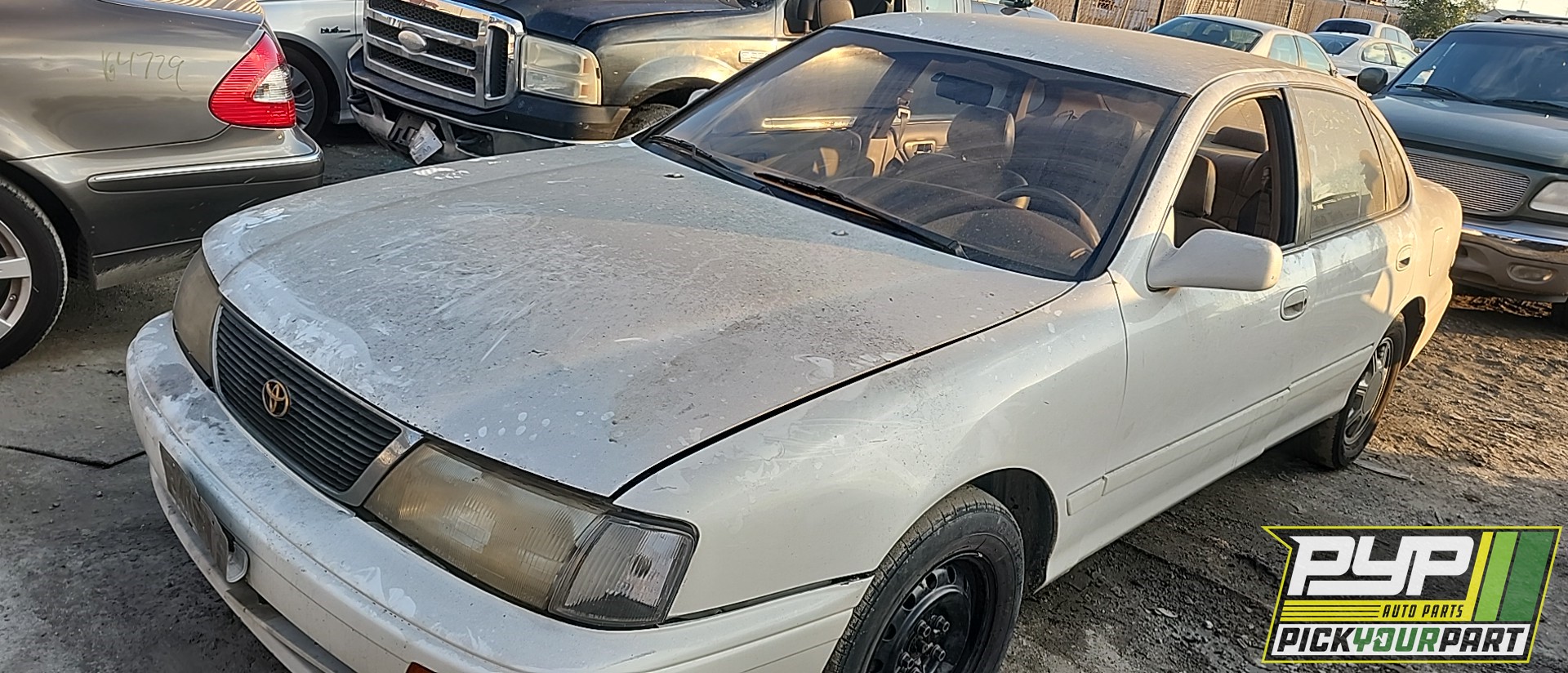1995 TOYOTA AVALON available for parts