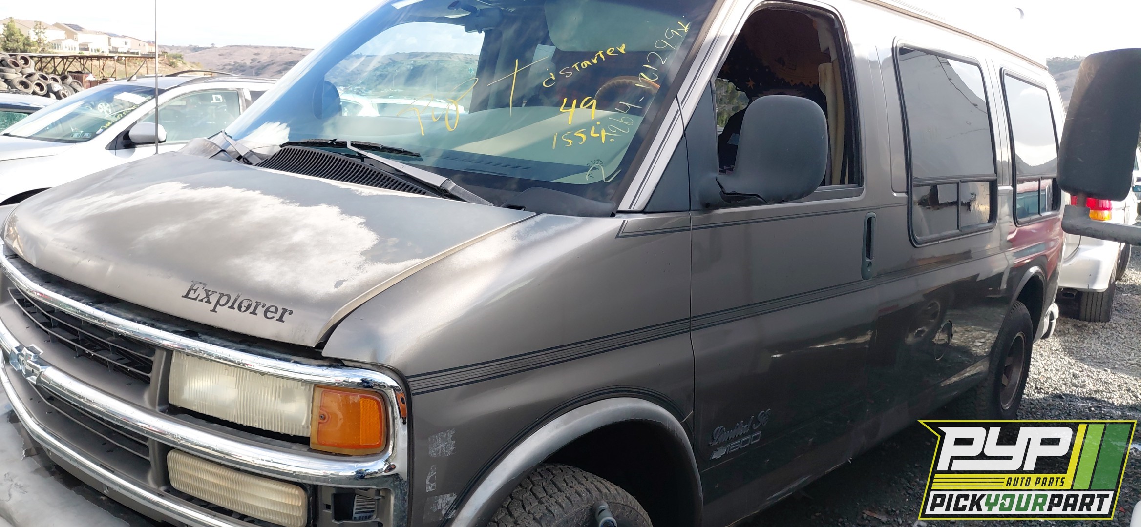 1999 CHEVROLET EXPRESS 1500 available for parts
