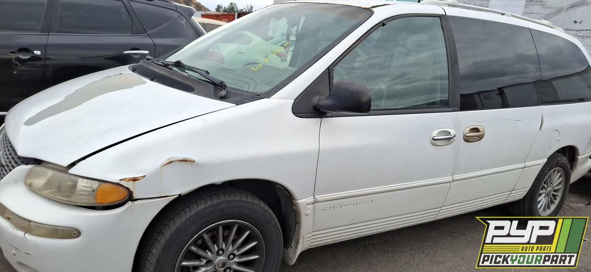 1999 CHRYSLER TOWN & COUNTRY partes disponibles