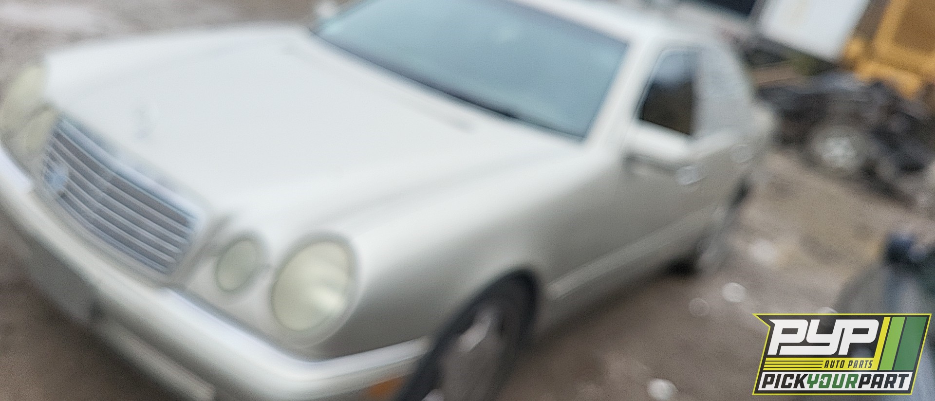 1996 MERCEDES-BENZ E320 partes disponibles