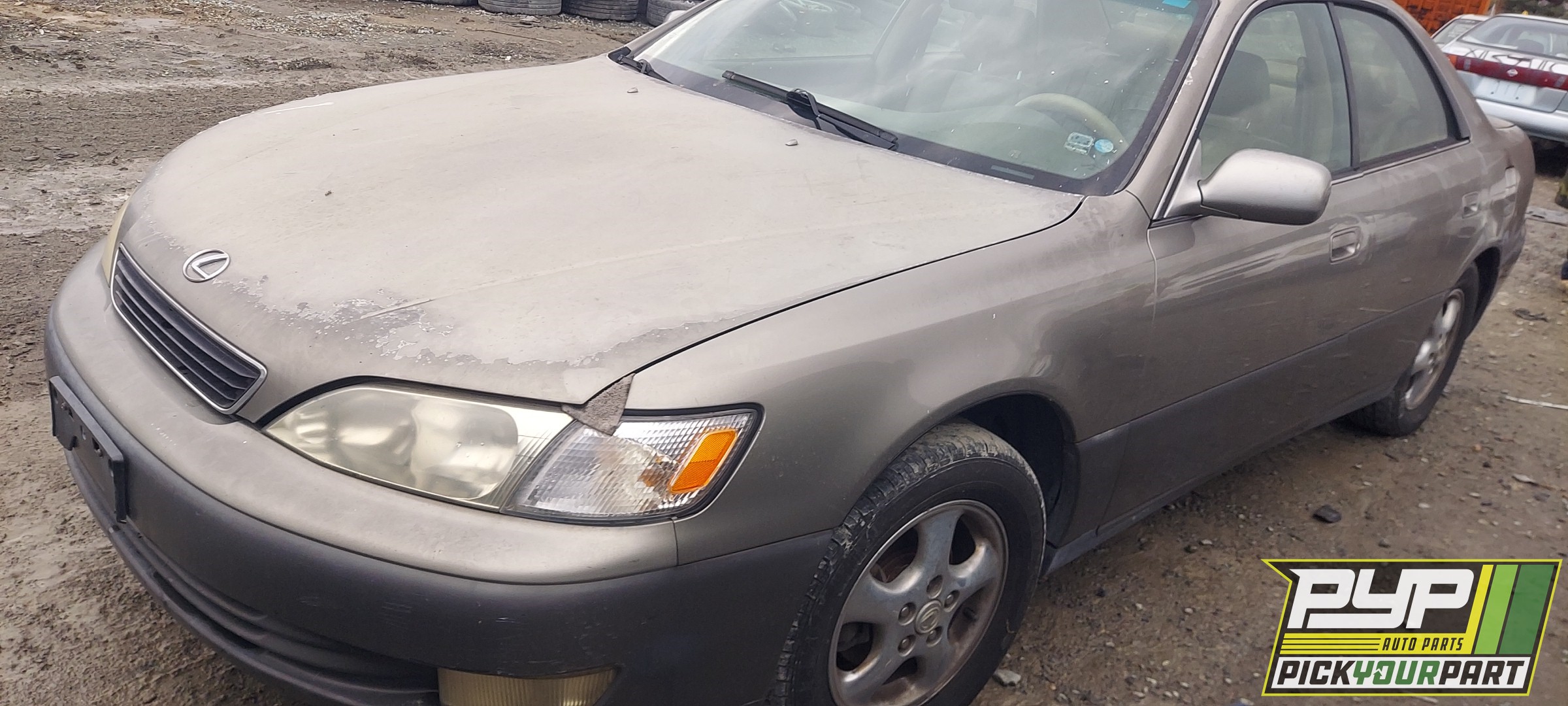 1997 LEXUS ES300 available for parts