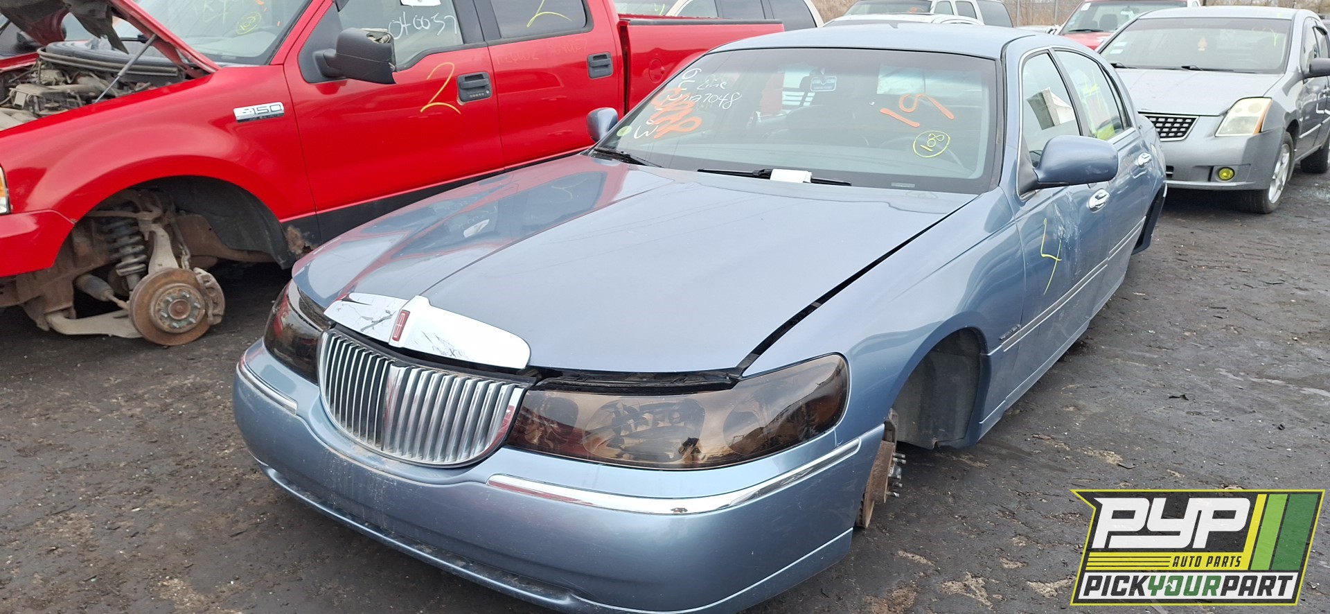 1999 LINCOLN TOWN CAR partes disponibles