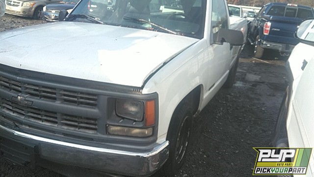 1996 CHEVROLET C1500 available for parts