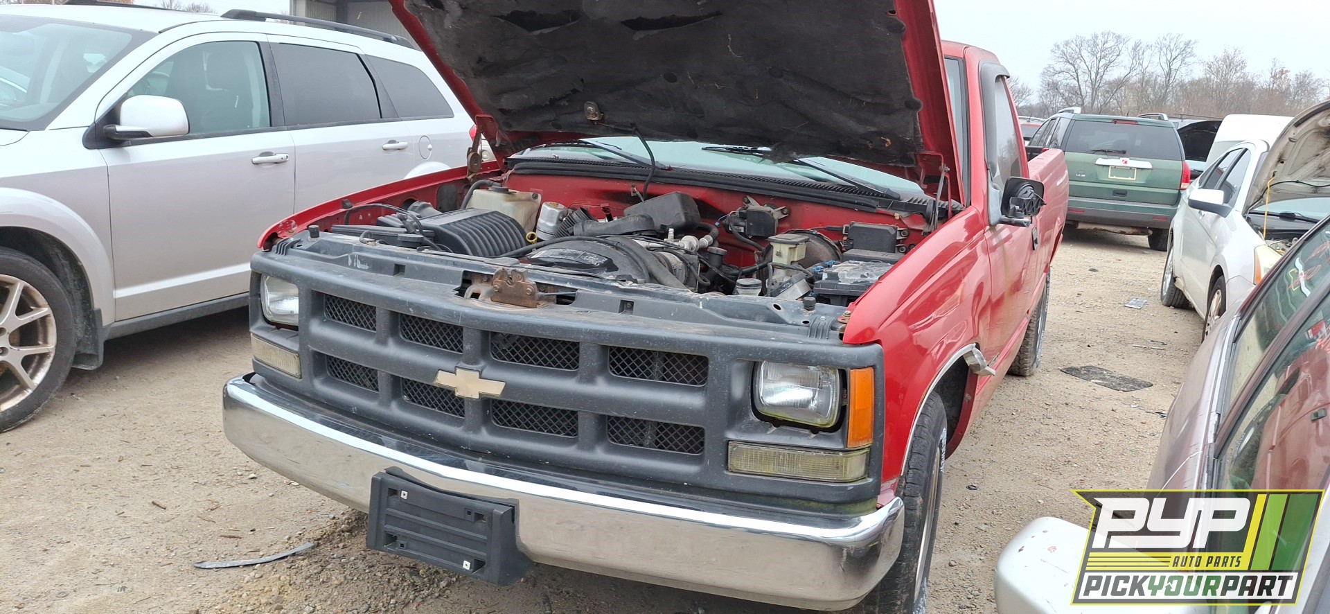 1998 CHEVROLET C1500 available for parts