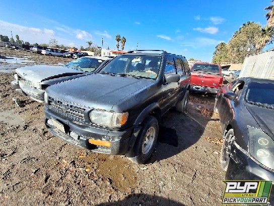 1996 NISSAN PATHFINDER partes disponibles