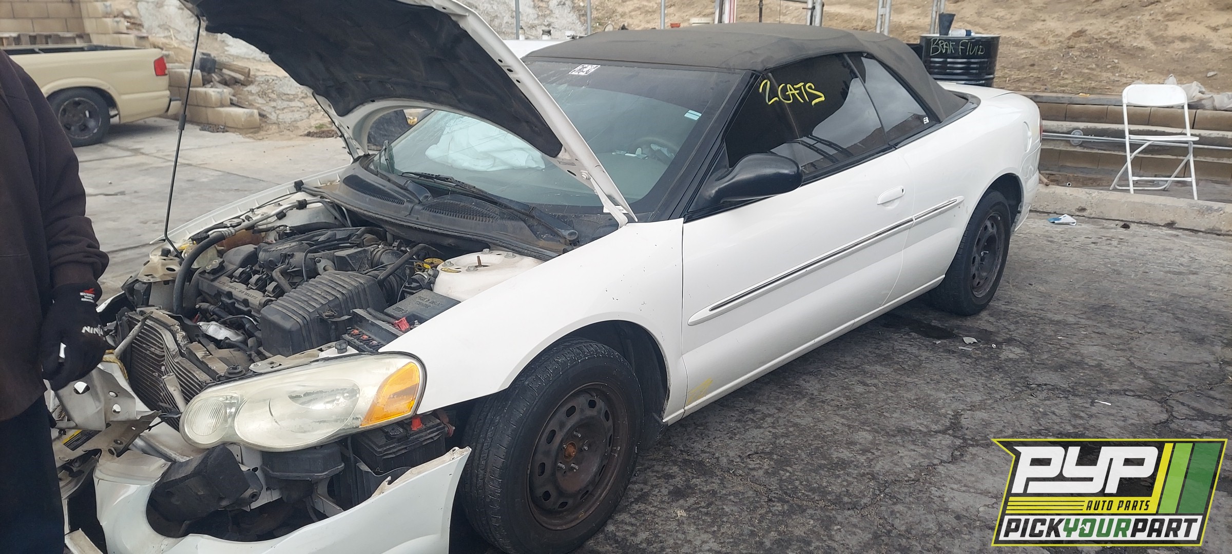 2005 CHRYSLER SEBRING available for parts