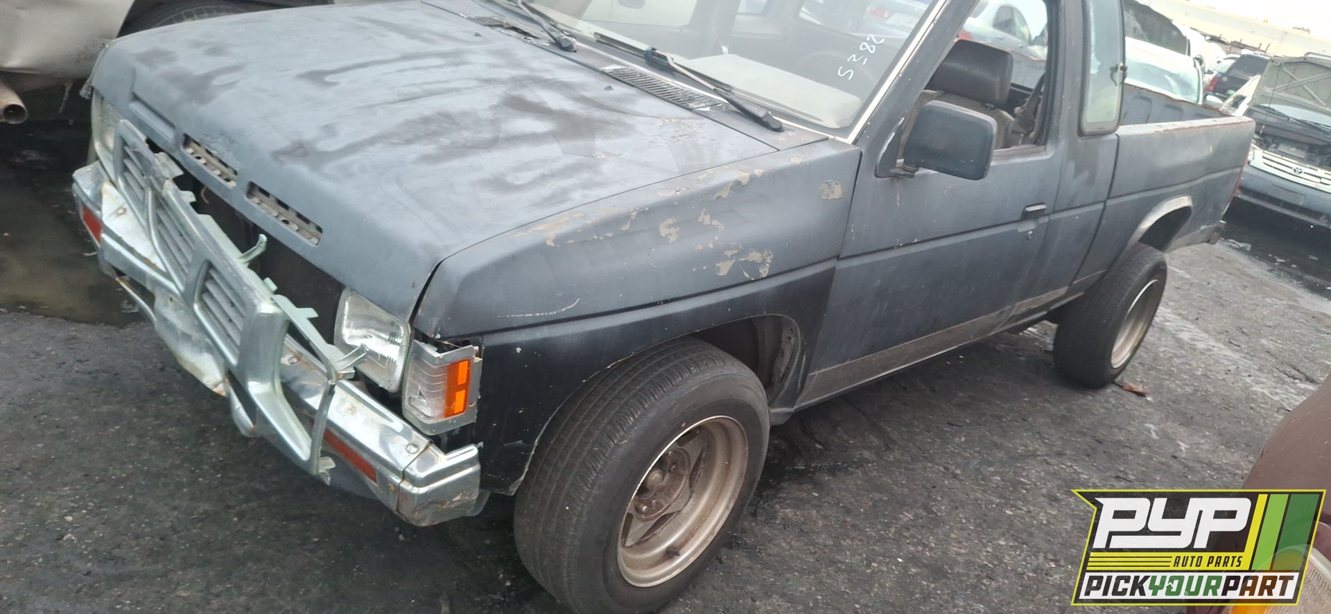 1987 NISSAN D21 available for parts