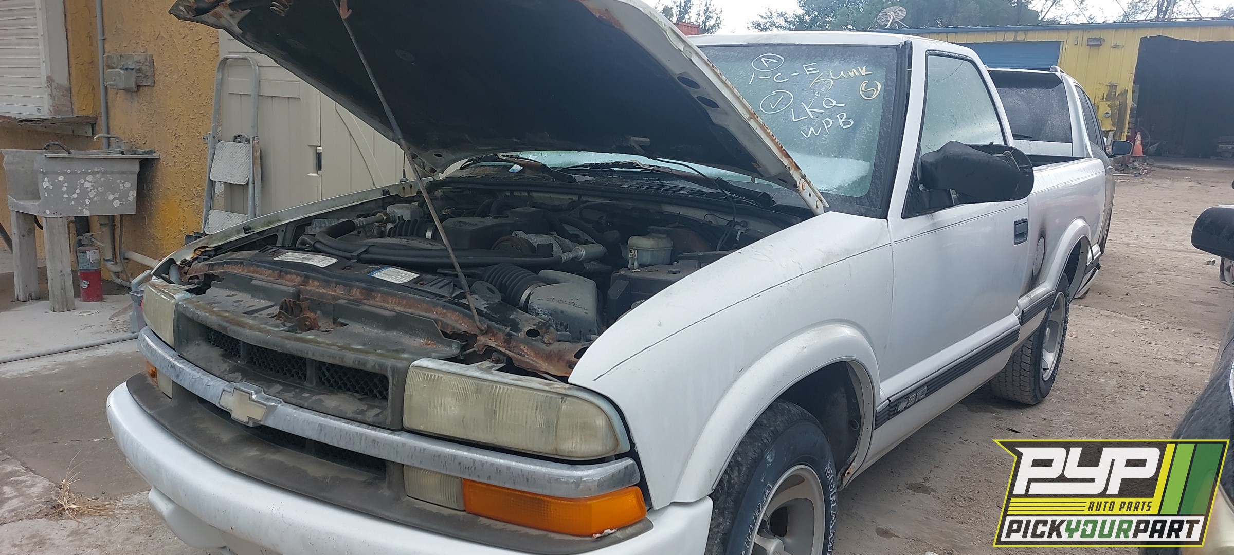 1999 CHEVROLET S10 partes disponibles