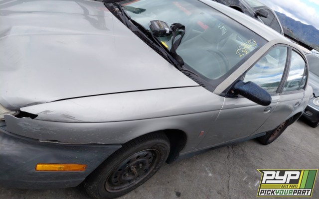 1998 SATURN SL available for parts