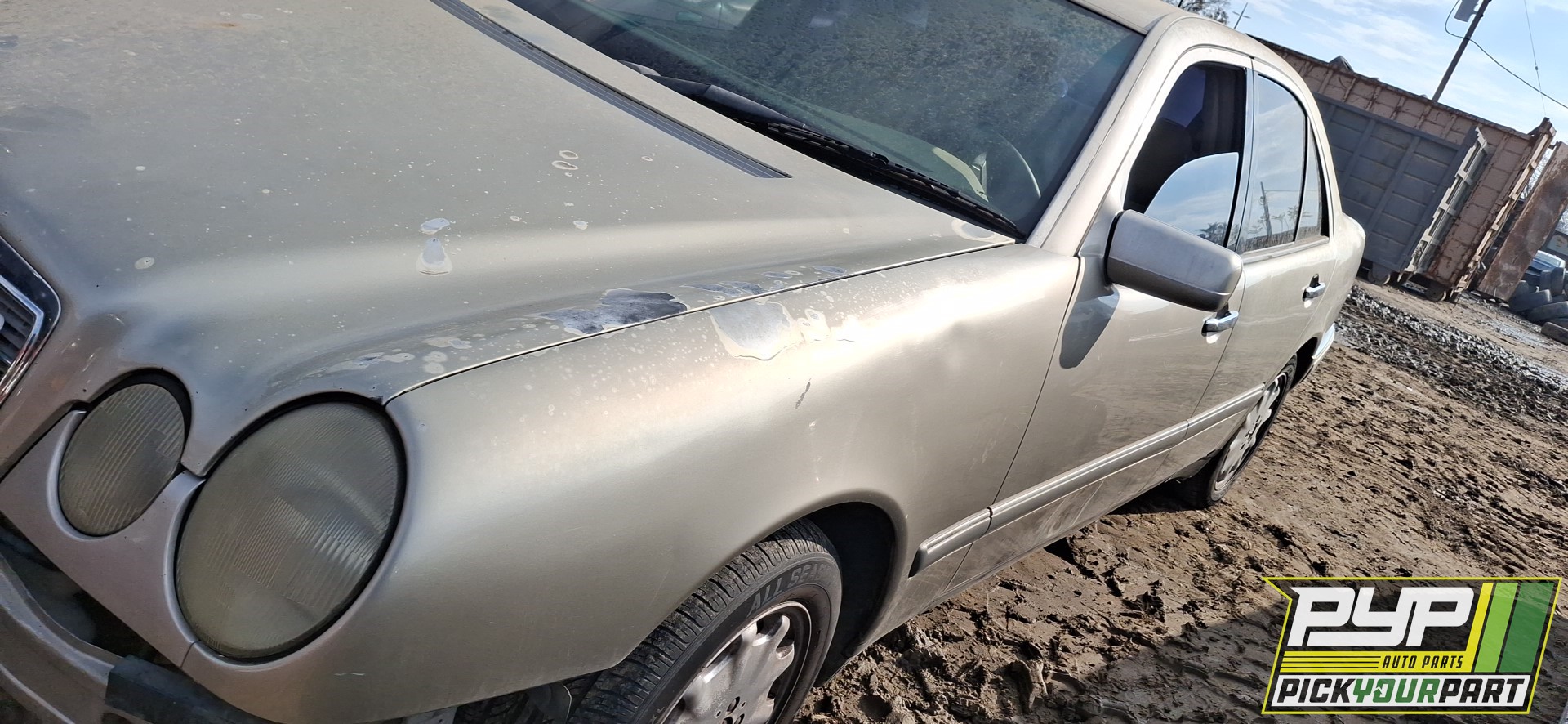 1997 MERCEDES-BENZ E300 available for parts
