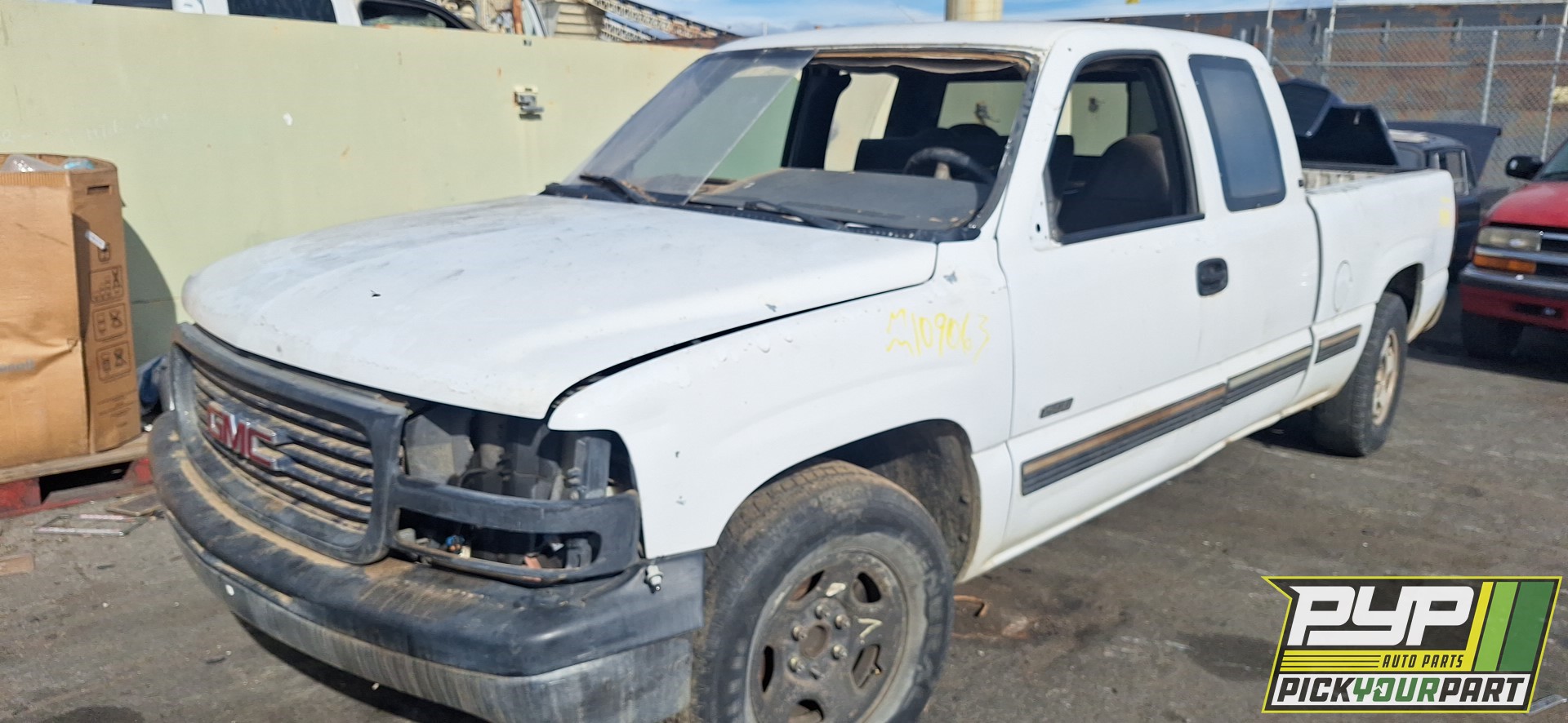 1999 CHEVROLET SILVERADO 1500 available for parts