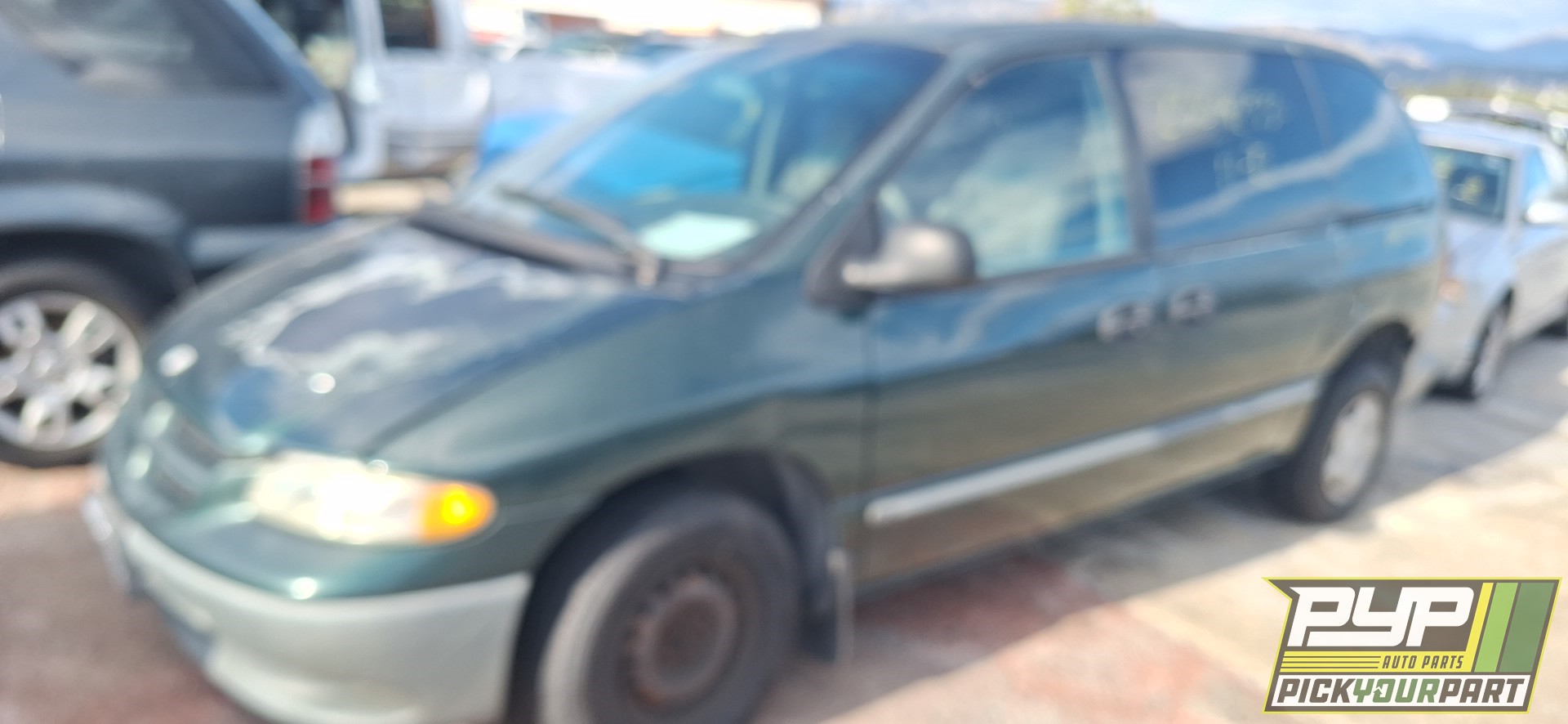 1999 DODGE CARAVAN available for parts