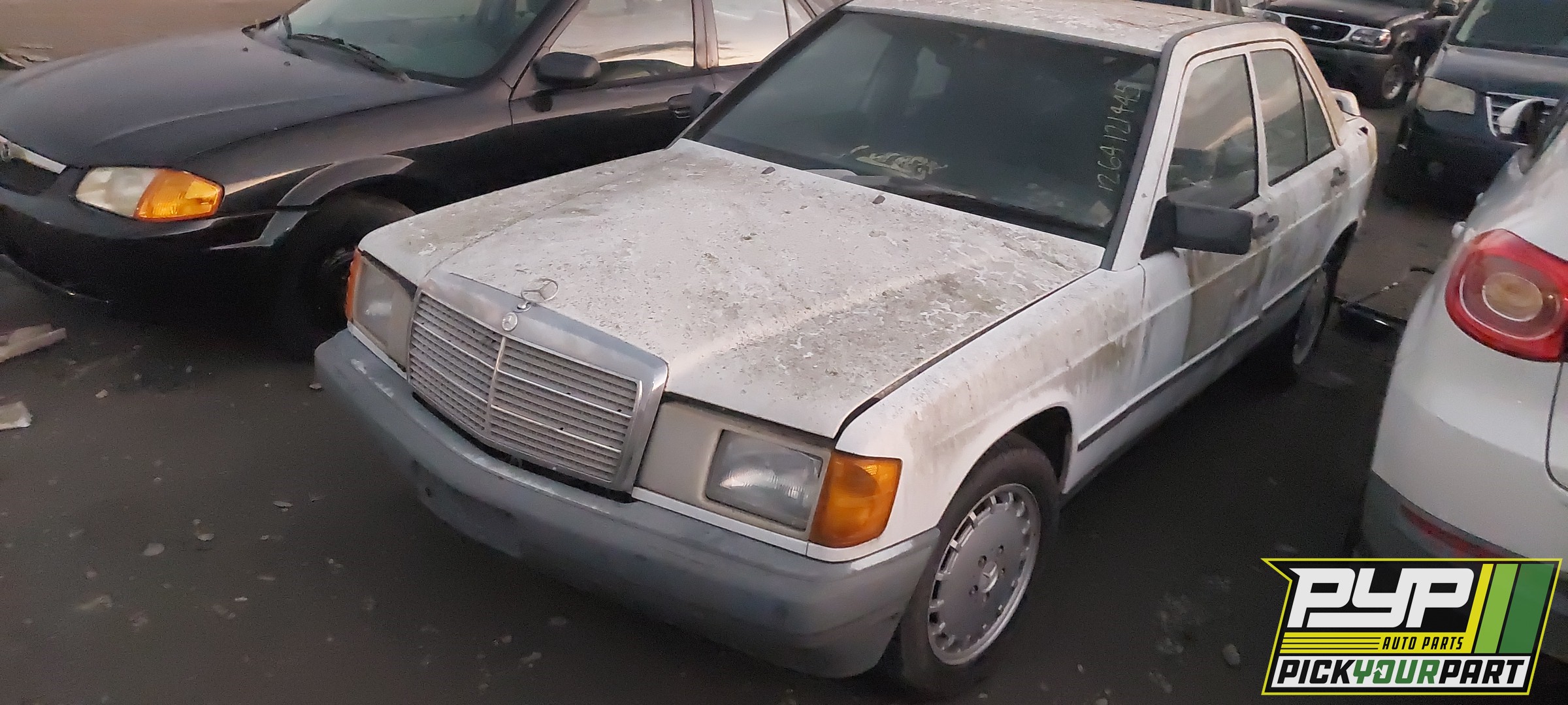 1988 MERCEDES-BENZ 190E available for parts