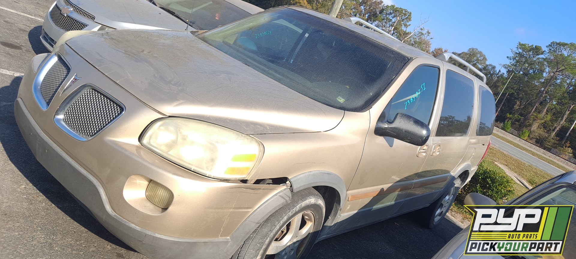 2006 PONTIAC MONTANA available for parts
