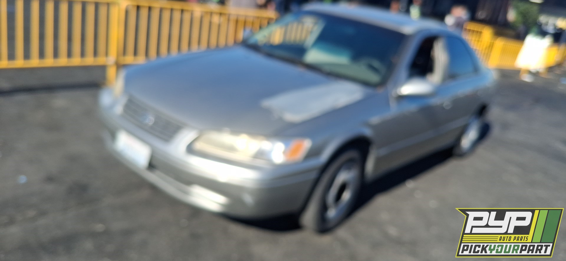 1998 TOYOTA CAMRY available for parts