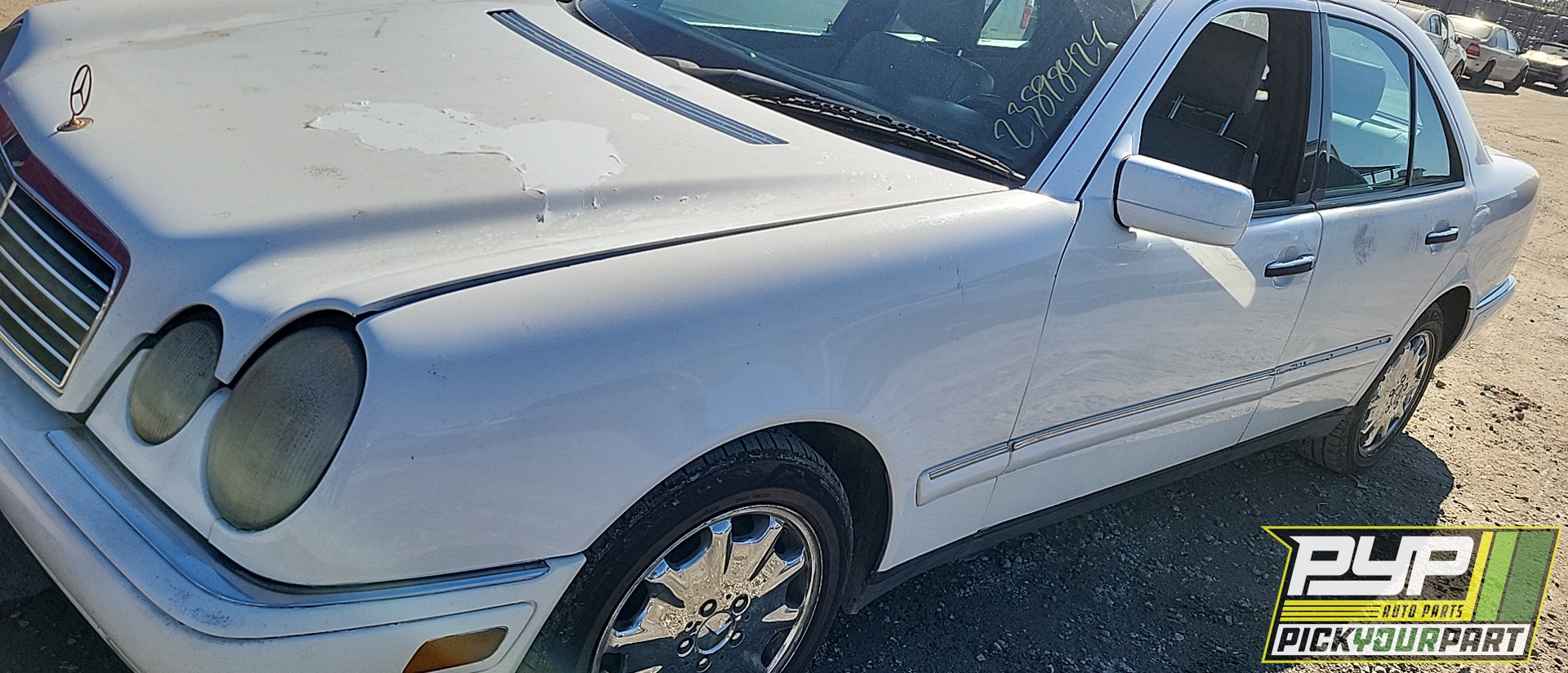 1998 MERCEDES-BENZ E320 available for parts