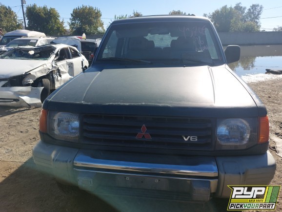 1996 MITSUBISHI MONTERO available for parts
