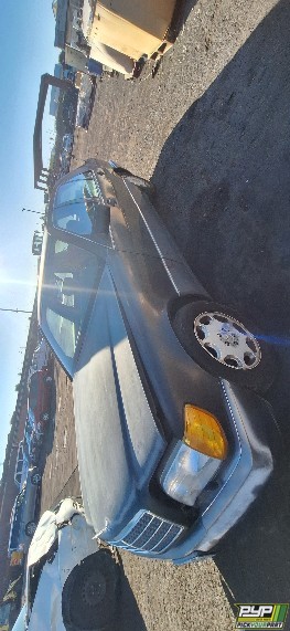 1993 MERCEDES-BENZ 400SEL available for parts