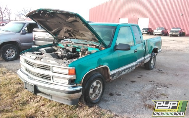 1996 CHEVROLET C1500 available for parts