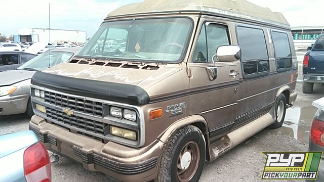 1995 CHEVROLET G20 available for parts