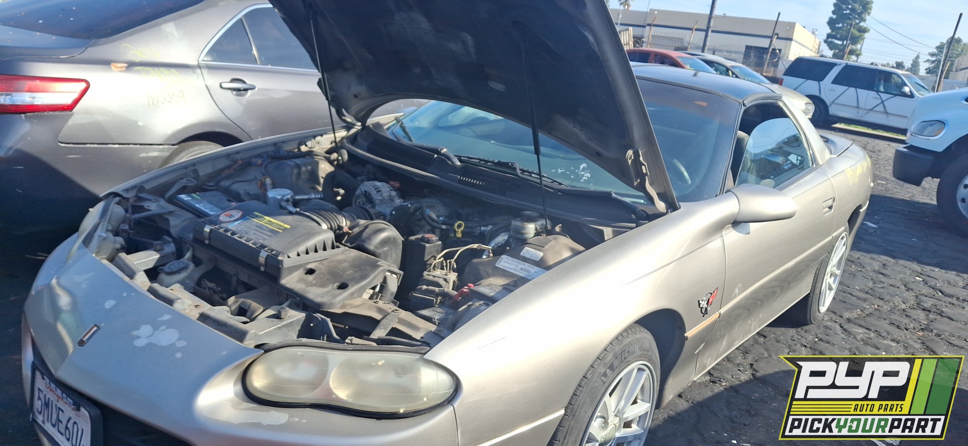 1999 CHEVROLET CAMARO available for parts