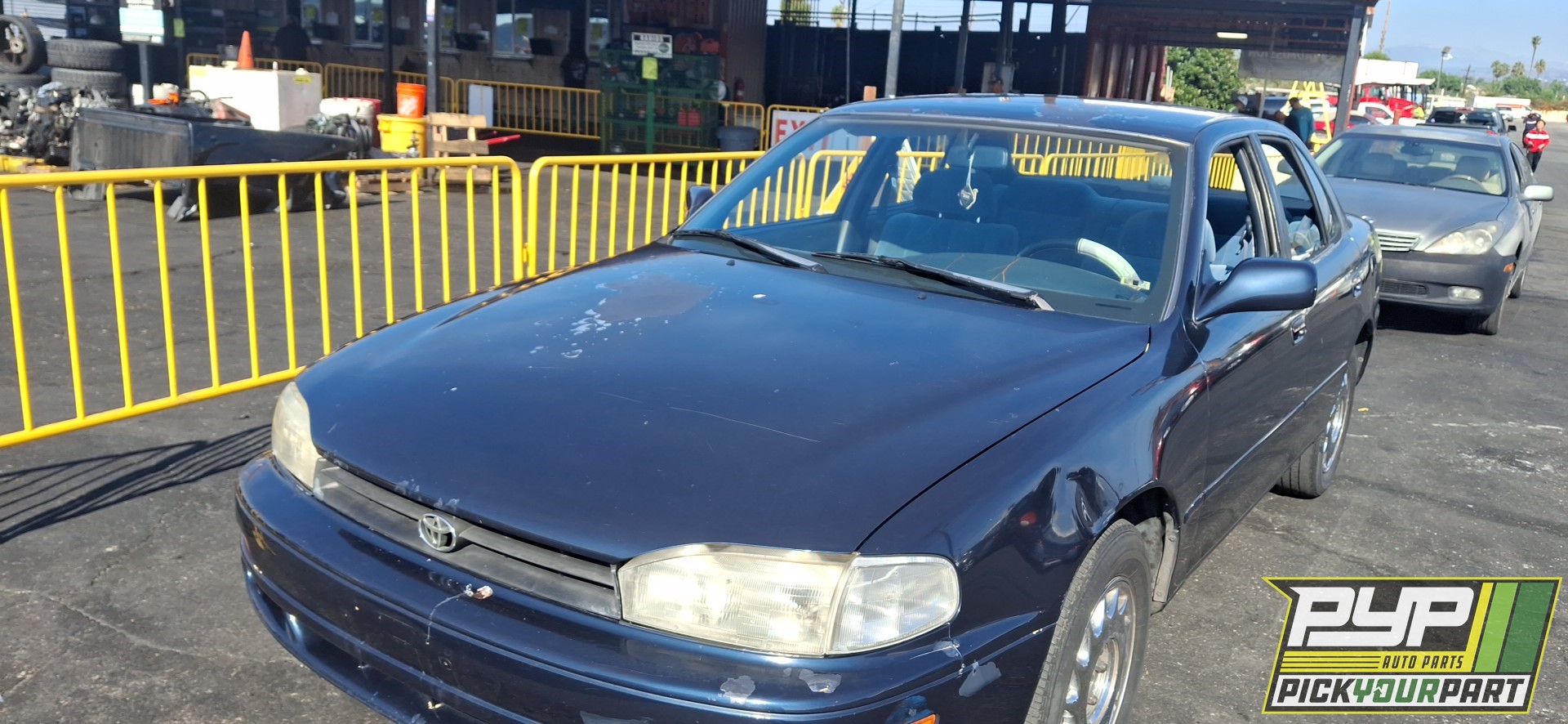 1993 TOYOTA CAMRY available for parts