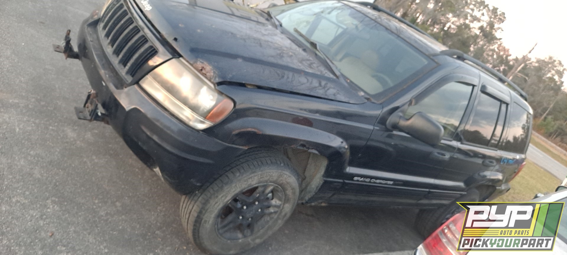 2004 JEEP GRAND CHEROKEE available for parts