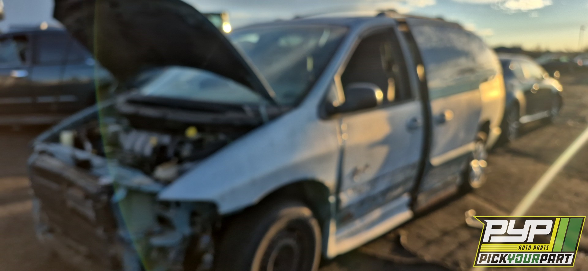 1999 PLYMOUTH GRAND VOYAGER available for parts