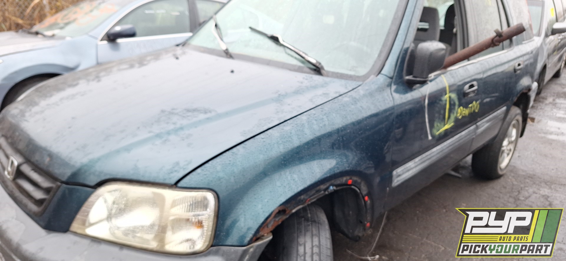 1997 HONDA CR-V available for parts