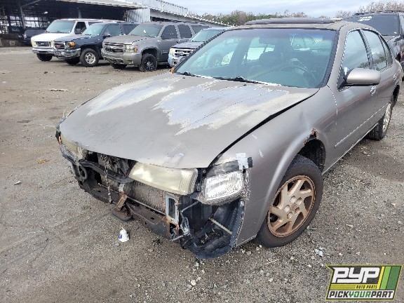 1999 NISSAN MAXIMA partes disponibles