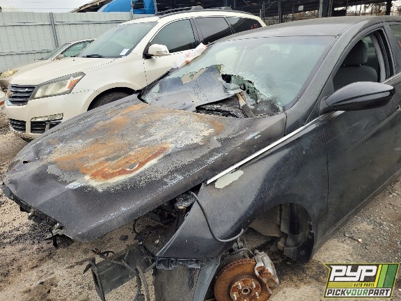 2013 HYUNDAI SONATA partes disponibles