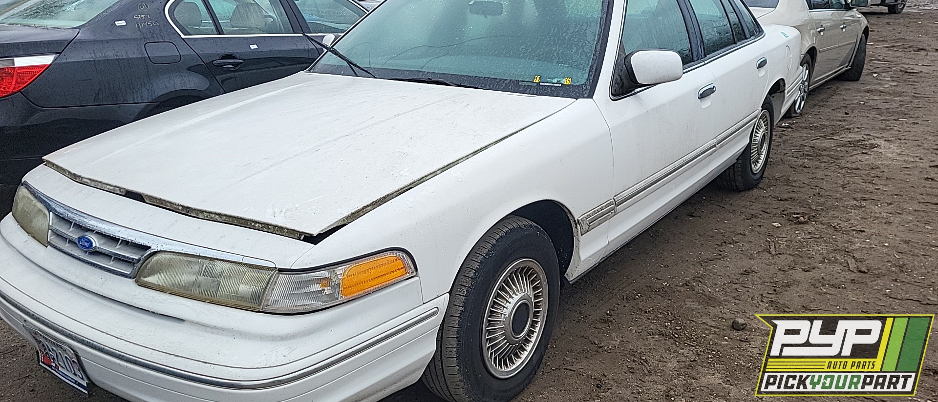 1997 FORD CROWN VICTORIA available for parts
