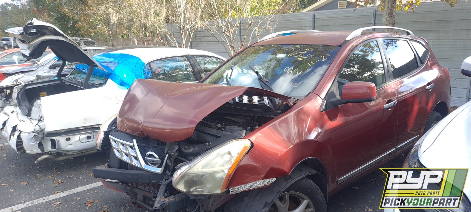 2011 NISSAN ROGUE available for parts