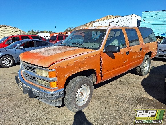 1994 CHEVROLET K1500 SUBURBAN available for parts